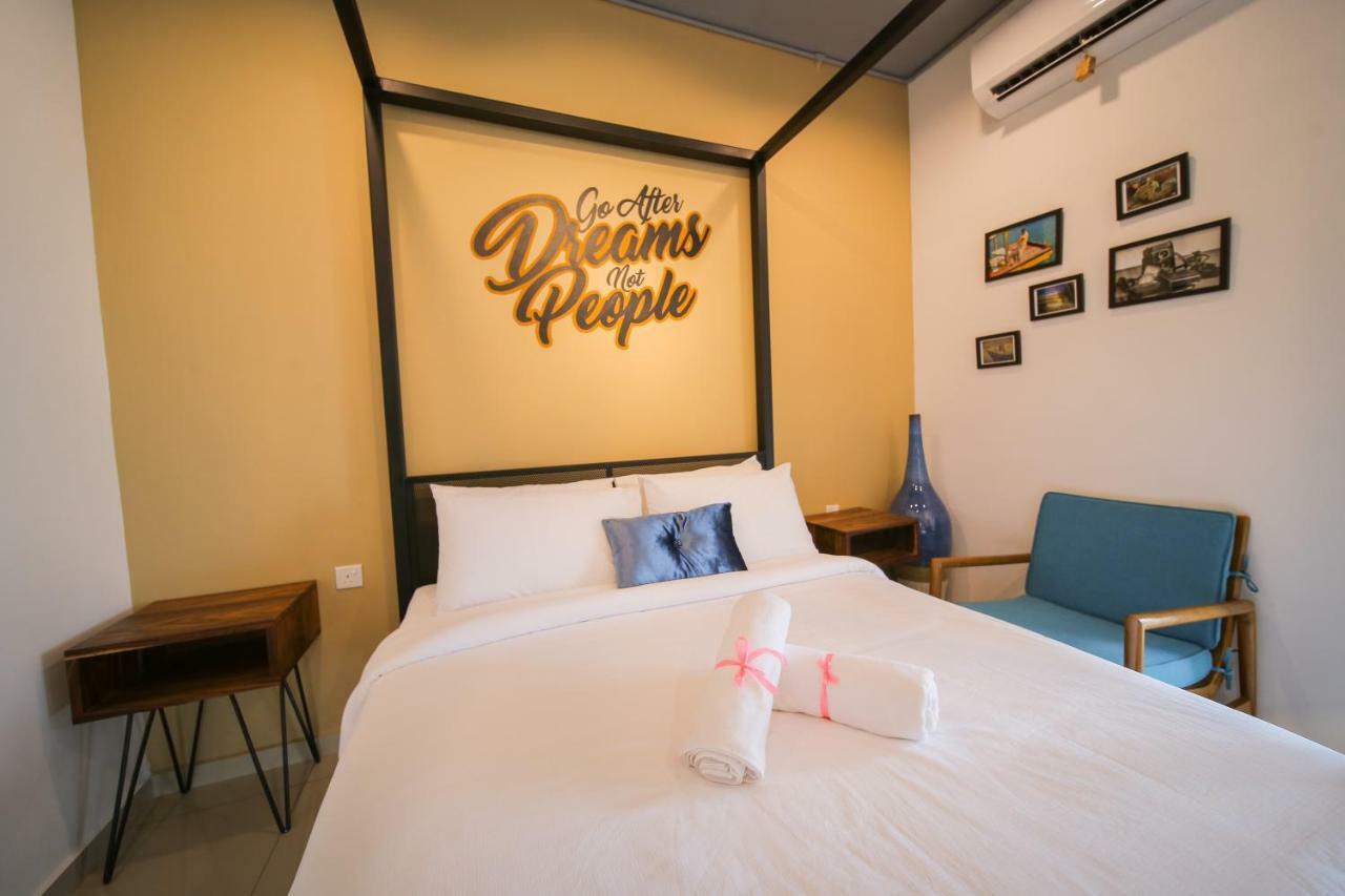 The Best Hotel In Bayan Lepas - The Lov Penang Extérieur photo