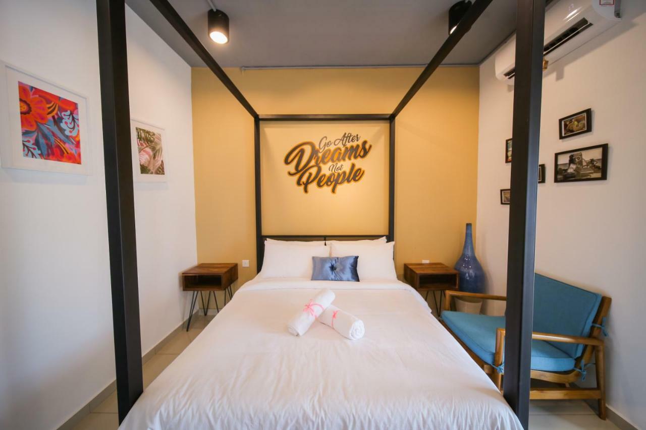 The Best Hotel In Bayan Lepas - The Lov Penang Extérieur photo