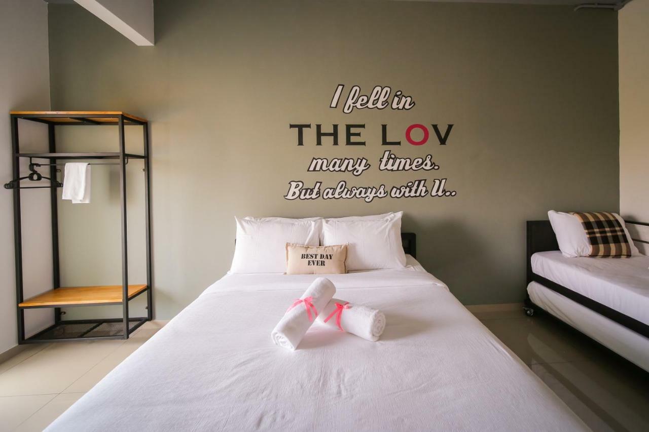 The Best Hotel In Bayan Lepas - The Lov Penang Extérieur photo